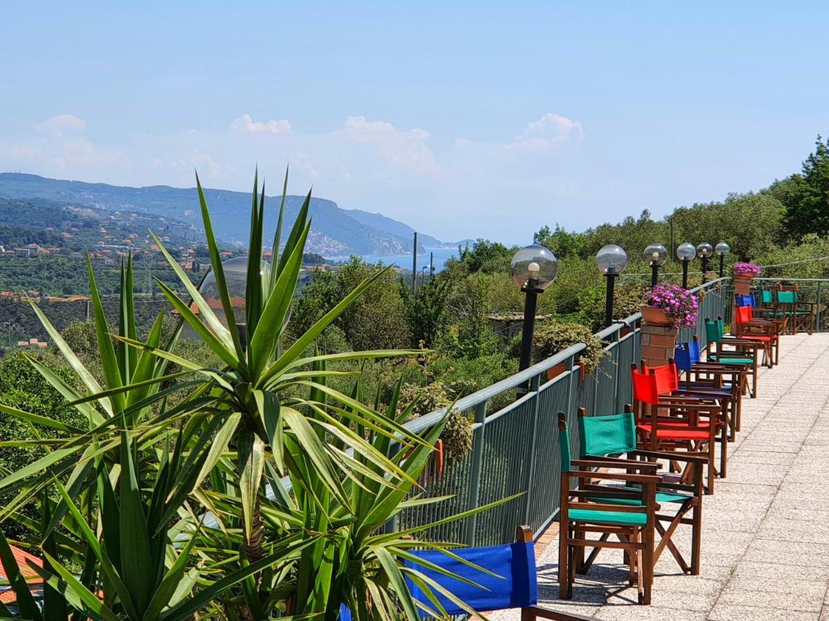 Agriturismo Monte Acuto - Natura, Mare & Relax In Piscina トイラーノ エクステリア 写真